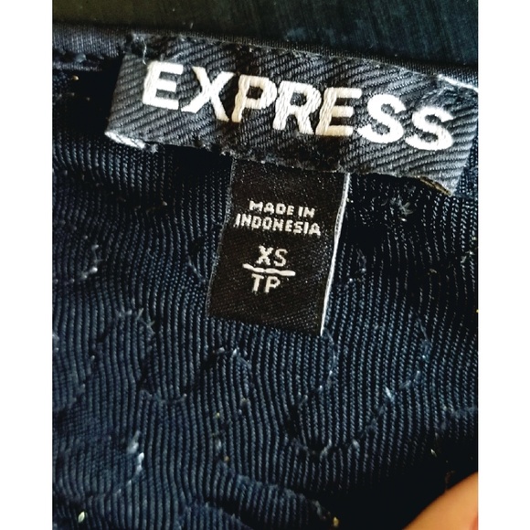 3/$20⭐ Express Sequence Black & Gold Cami - Picture 3 of 3